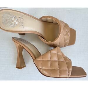 Vince Camuto Dulce de Leche Quilted Leather Mules Heels 9M Neutral Chic Classic
